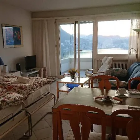 Flat With Amazing View Over The Gulf Of