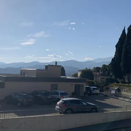 Flat With Amazing View Over The Gulf Of Лугано